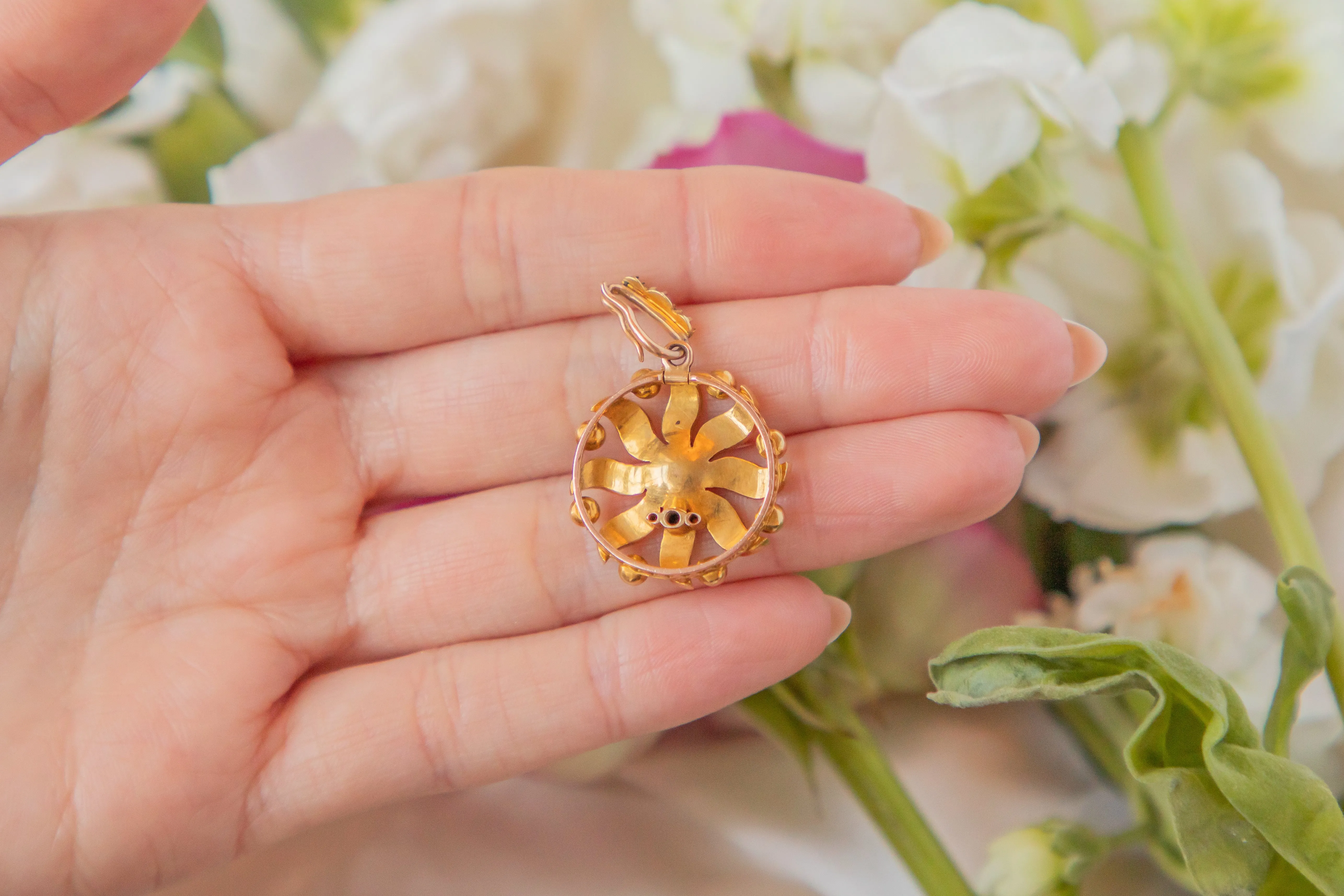 Antique 15ct Gold Pearl Flower Pendant