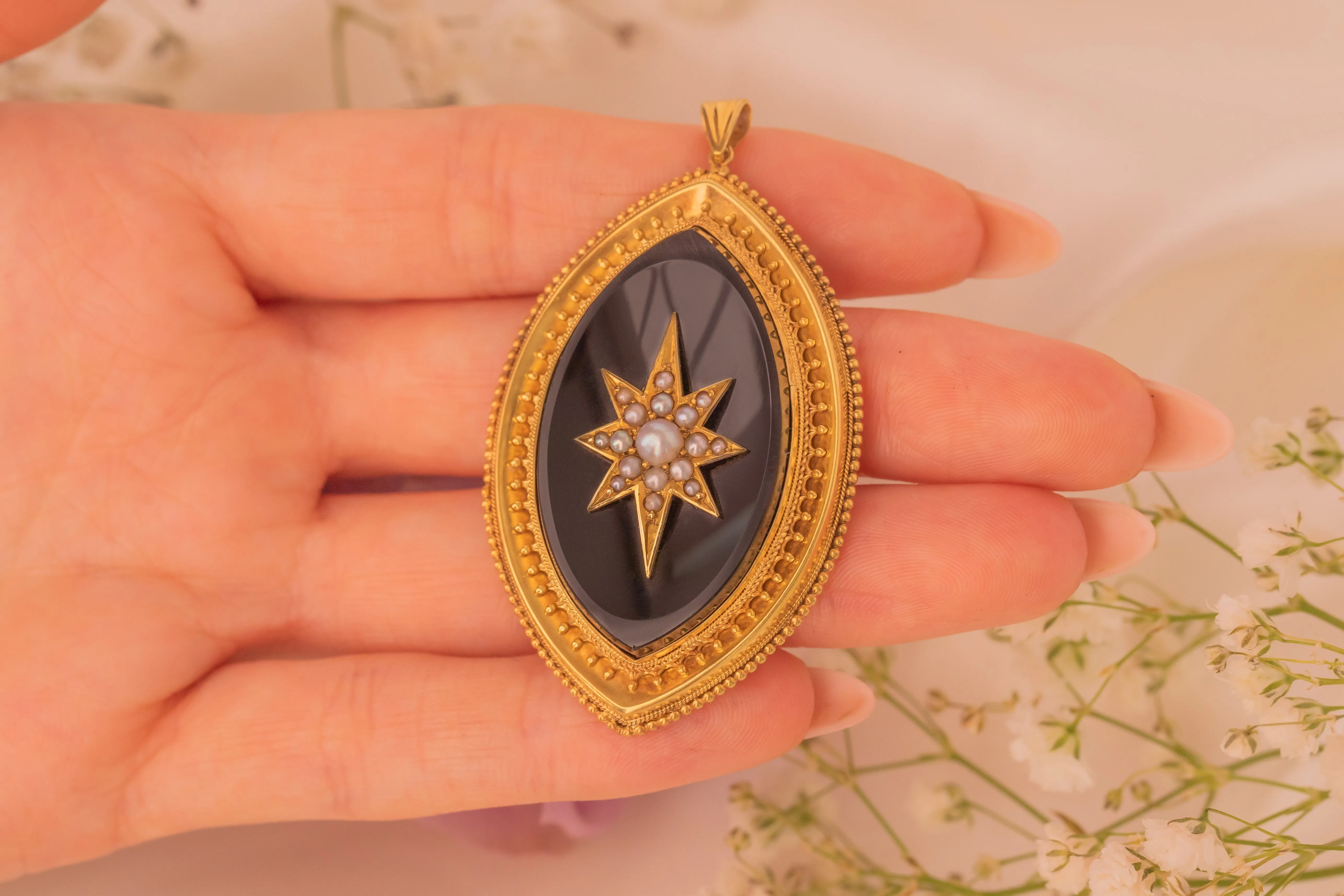 Antique 18ct Gold Starburst Pearl Onyx Etruscan Pendant