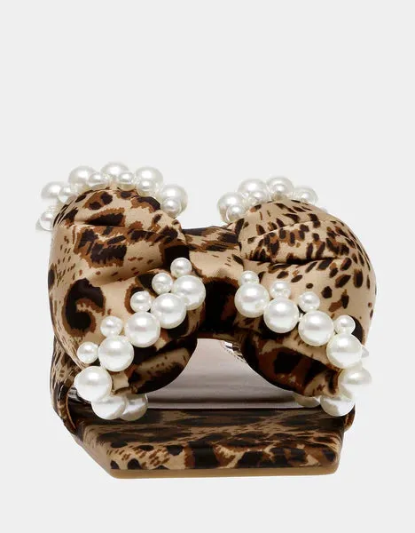 Betsey Johnson Liah Slide F140