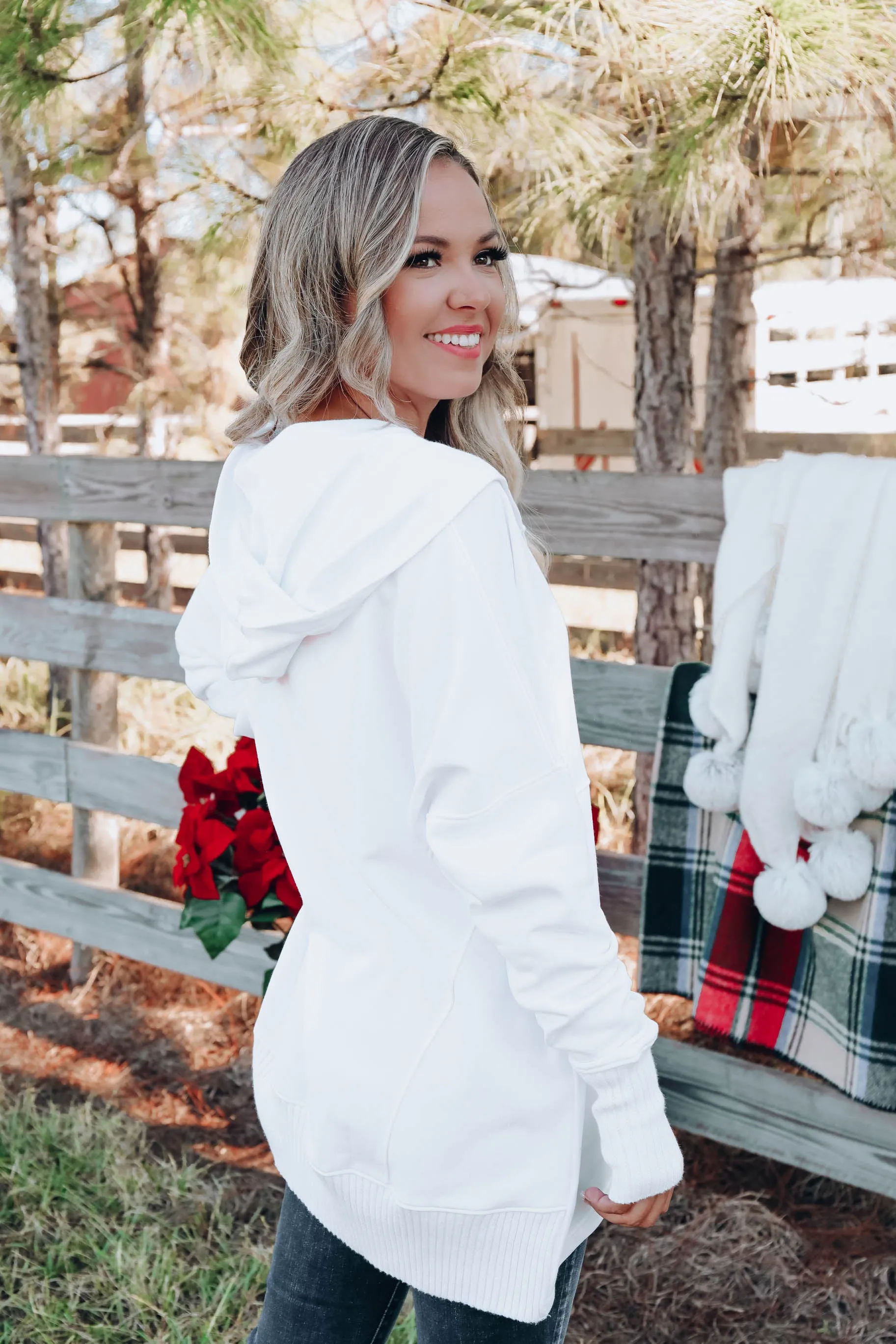 Cover Me Up Kangaroo Hoodie - White