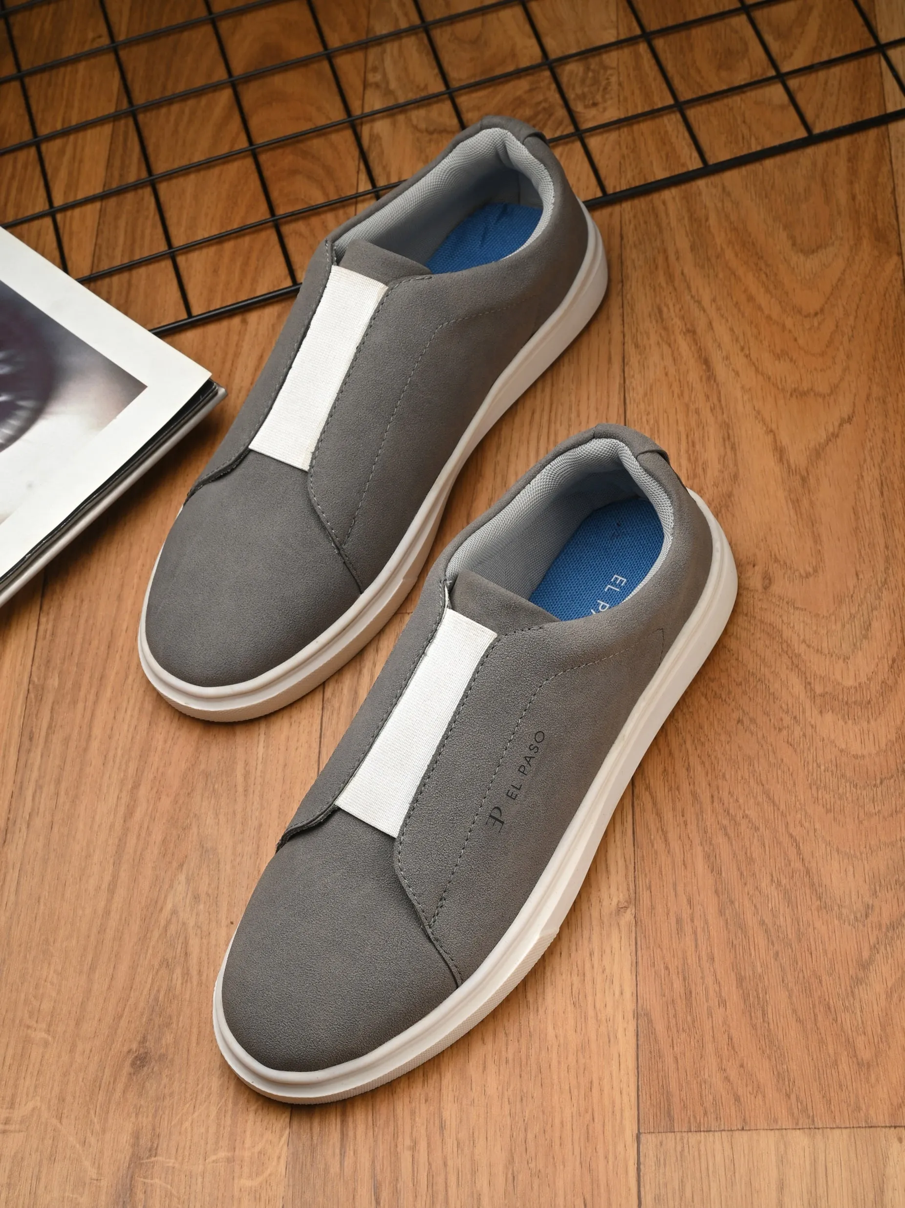 El PASO Men Round Toe Comfort Insole Lightweight Slip-On Sneakers - EP5204