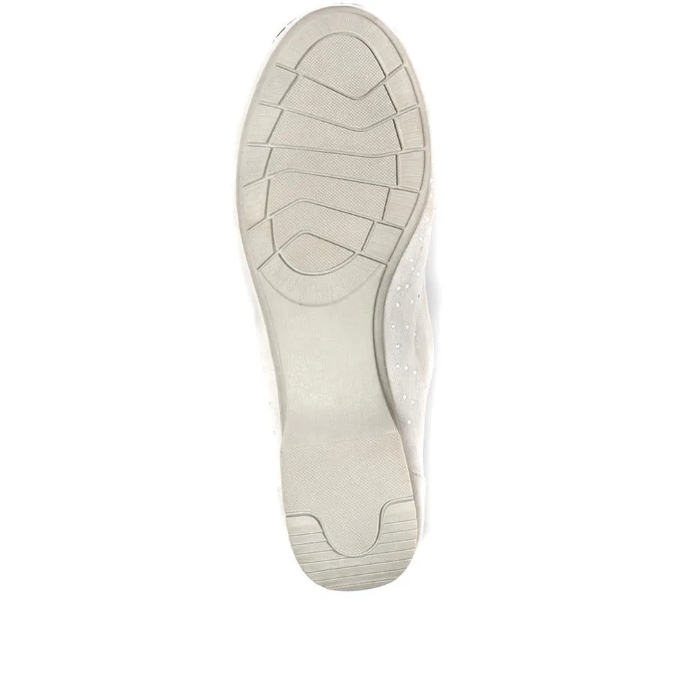 Embellished Ballet Pumps - JANSP37001 / 323 238
