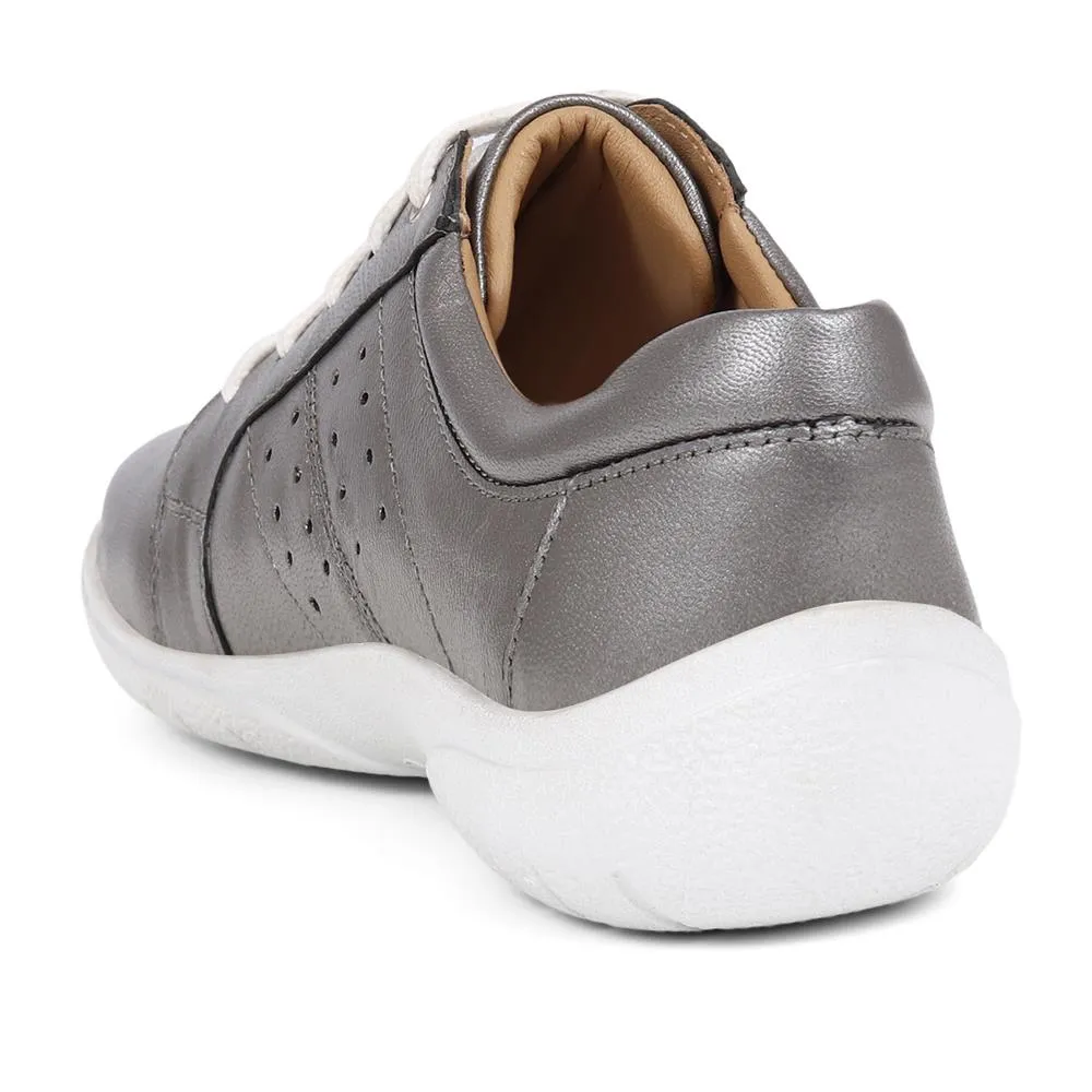 Lace-Up Leather Pumps - NAP39011 / 325 537