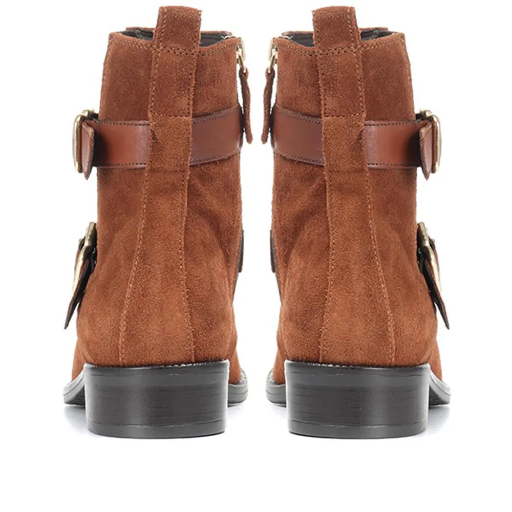 Leather Chelsea Ankle Boots - CARM30528 / 317 176