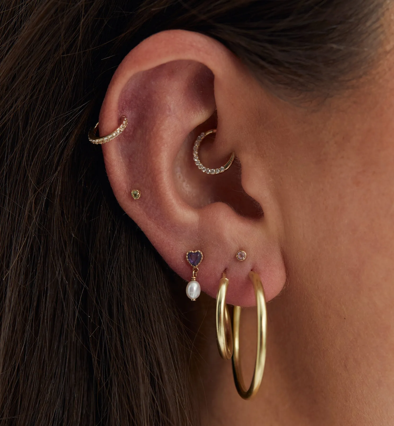 Pearly Love Piercing Front 14K
