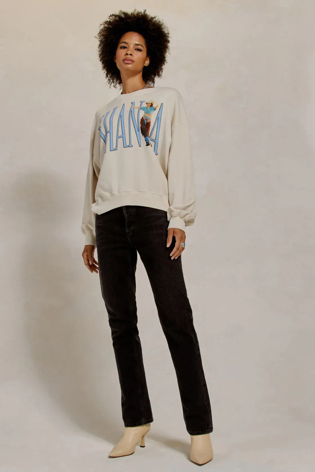 SHANIA BOOTS BEEN UNDER OVERSIZED CREW