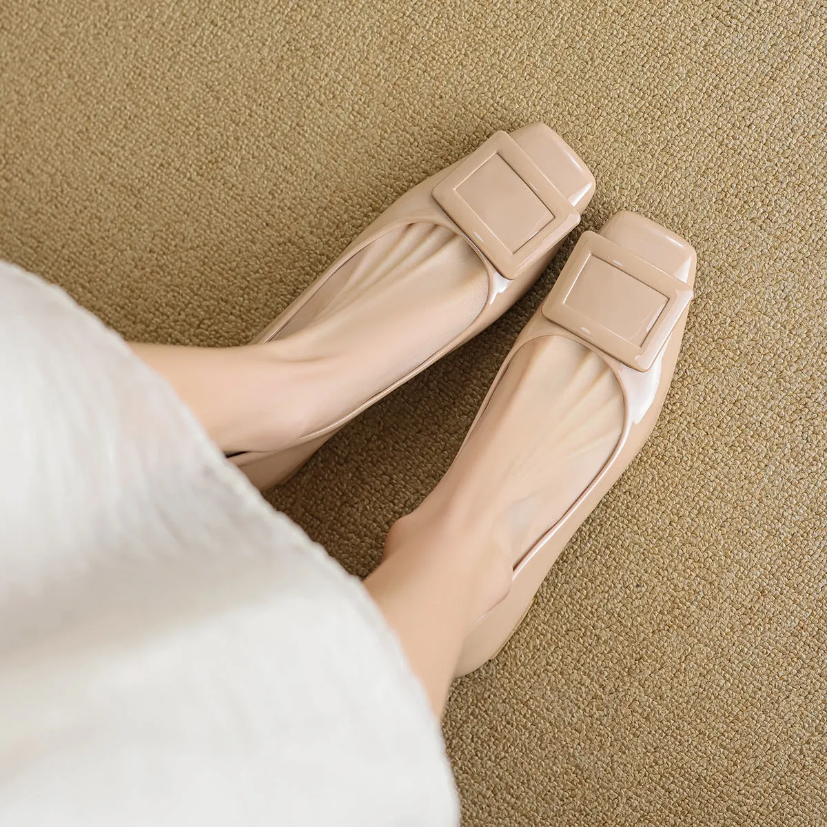 Women Fashion Glossy Leather Casual Chunky Heel Pumps