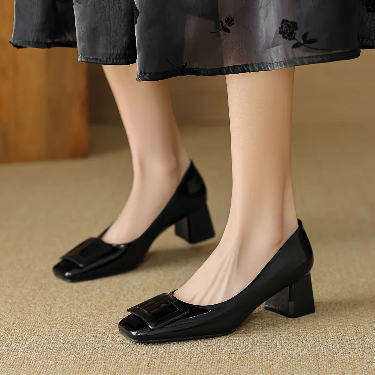 Women Fashion Glossy Leather Casual Chunky Heel Pumps