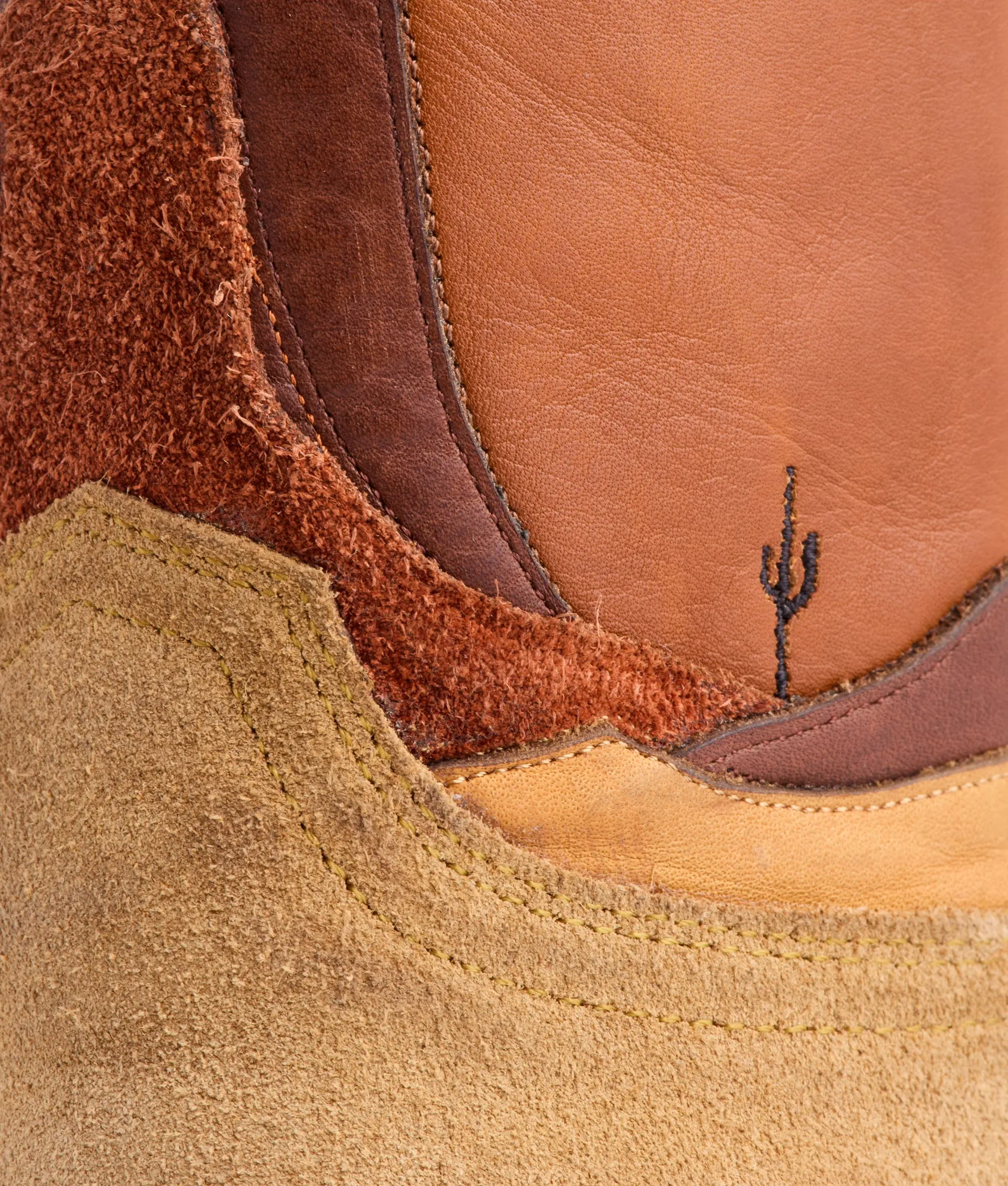 Women's Desert Sands :: Sand